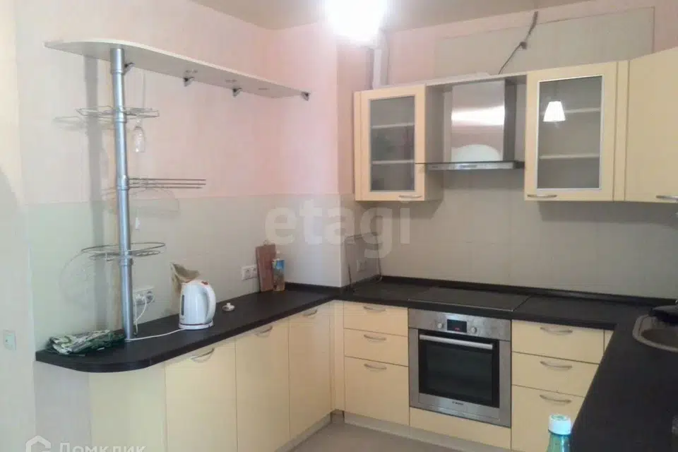 Продаётся 3-комнатная квартира, 88 м²