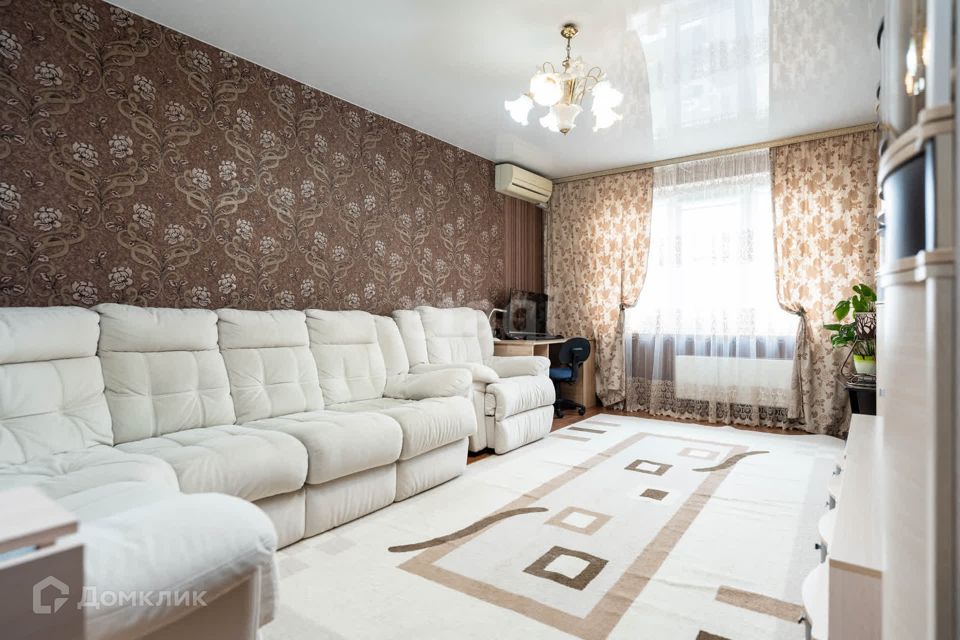 Продаётся 2-комнатная квартира, 67.4 м²