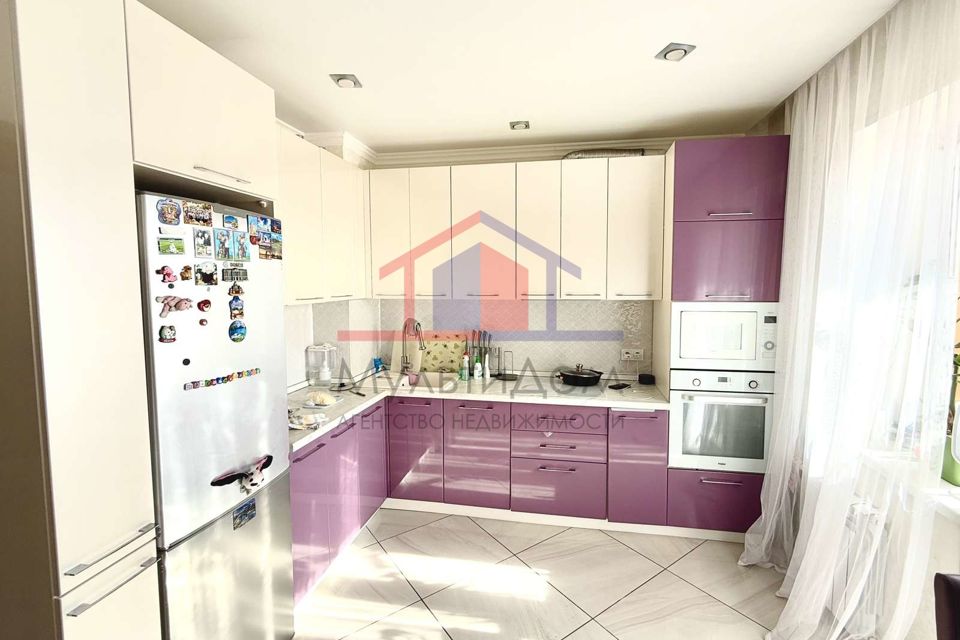 Продаётся 3-комнатная квартира, 83 м²