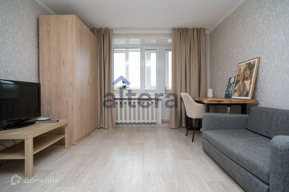 Продаётся 1-комнатная квартира, 37.3 м²