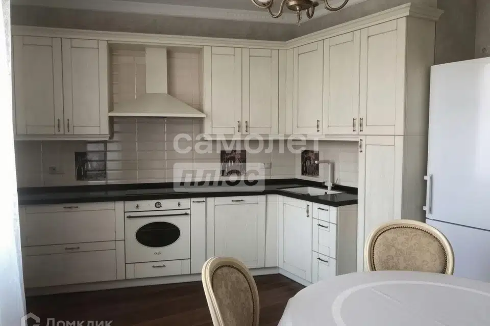 Продаётся 2-комнатная квартира, 74.5 м²