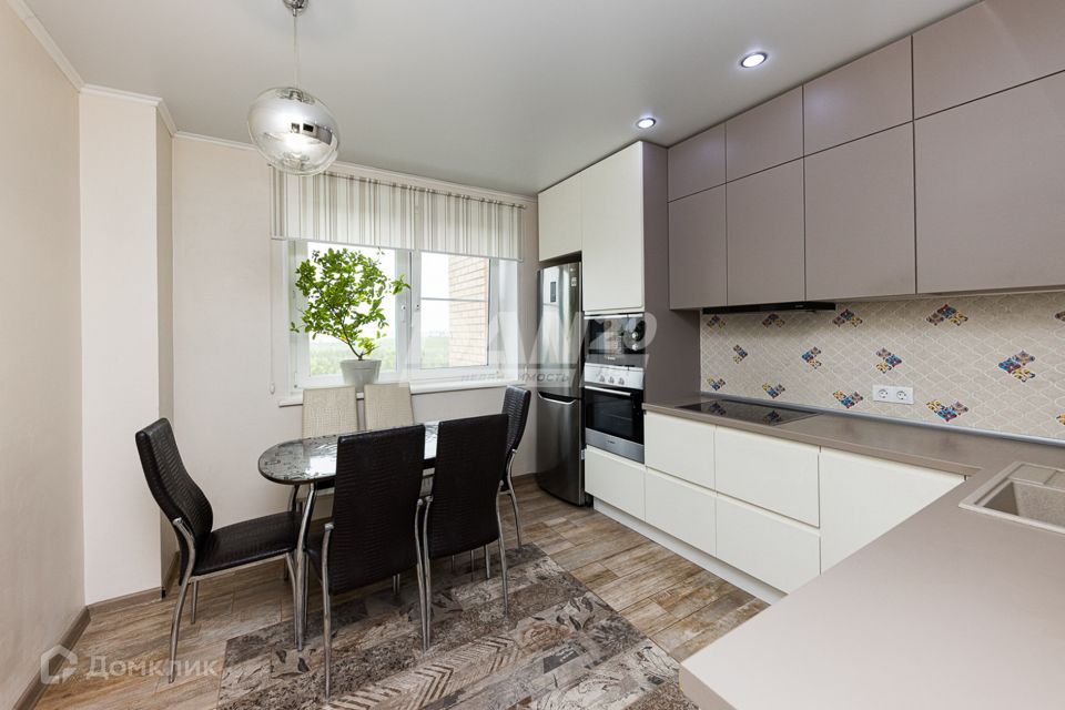 Продаётся 2-комнатная квартира, 63.1 м²