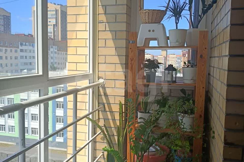 Продаётся 2-комнатная квартира, 65.1 м²