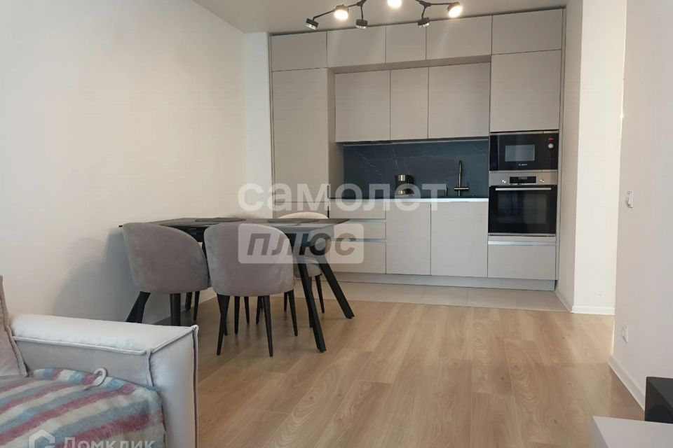 Продаётся 3-комнатная квартира, 67.8 м²