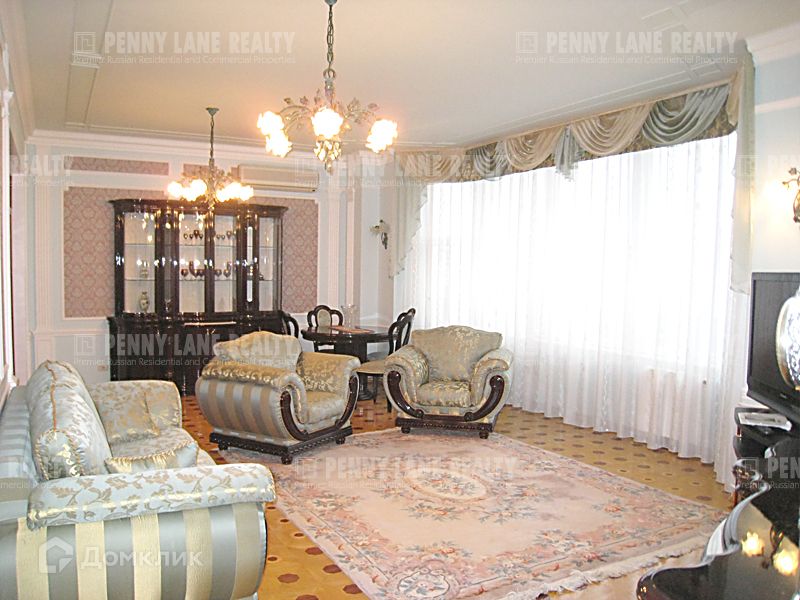 Продаётся 3-комнатная квартира, 156.4 м²