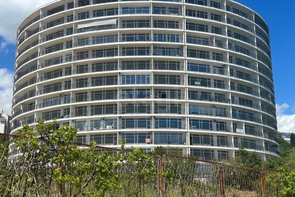 Продаётся 2-комнатная квартира, 93 м²