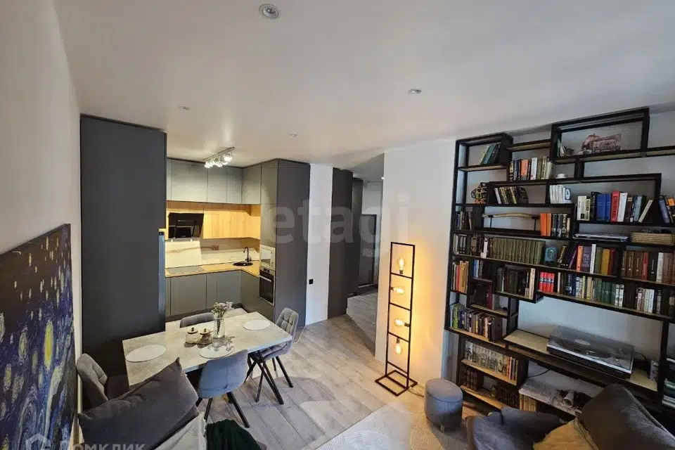 Продаётся 3-комнатная квартира, 67 м²