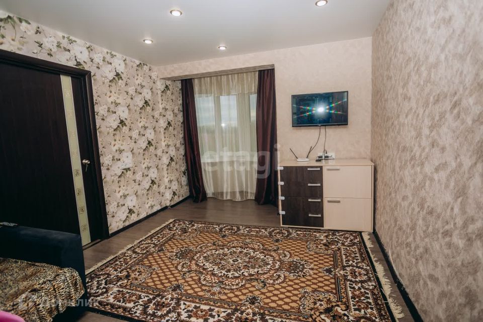 Продаётся 3-комнатная квартира, 61.7 м²