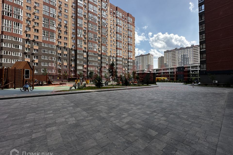 Продаётся 2-комнатная квартира, 62 м²