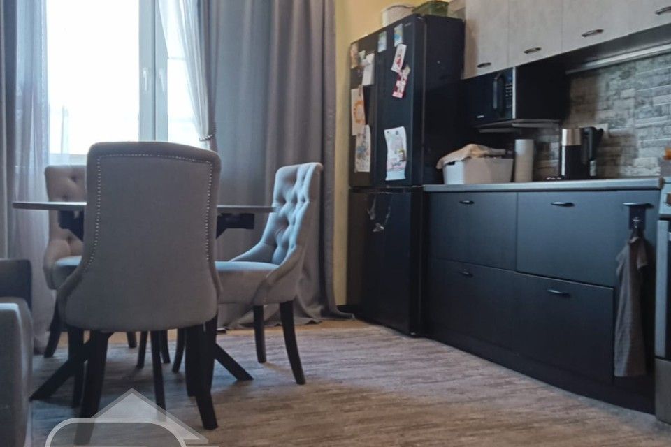 Продаётся 2-комнатная квартира, 60 м²
