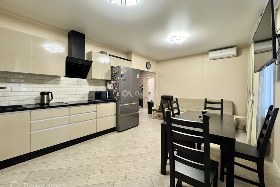 Продаётся 4-комнатная квартира, 86.9 м²