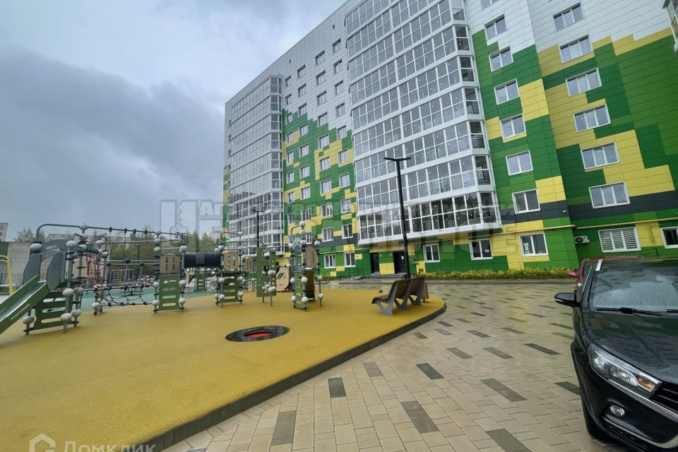 Продаётся 1-комнатная квартира, 52 м²
