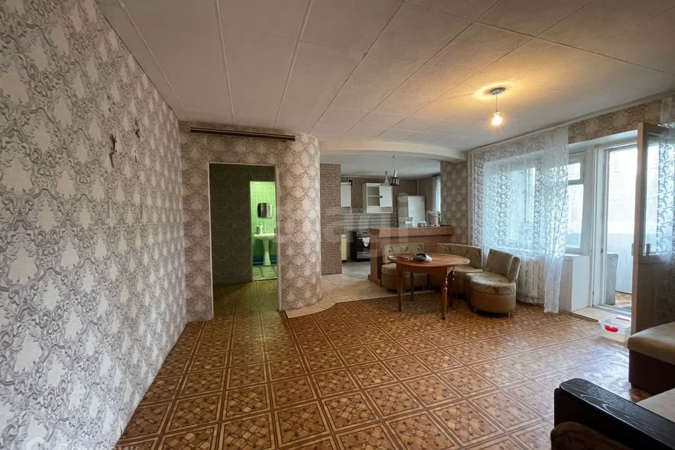 Продаётся 2-комнатная квартира, 62.7 м²