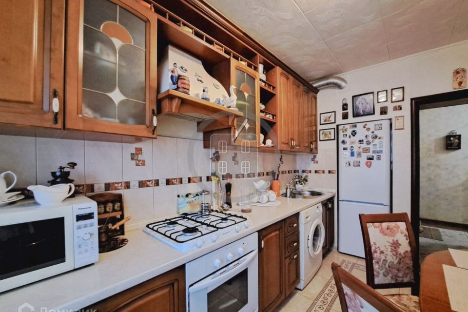 Продаётся 3-комнатная квартира, 65.6 м²