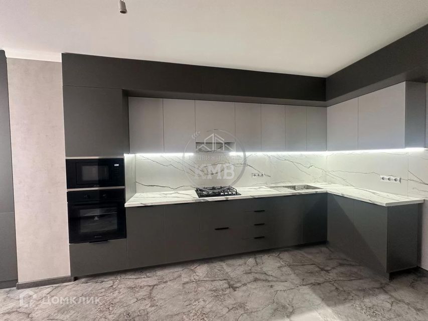 Сдаётся 3-комнатная квартира, 95 м²