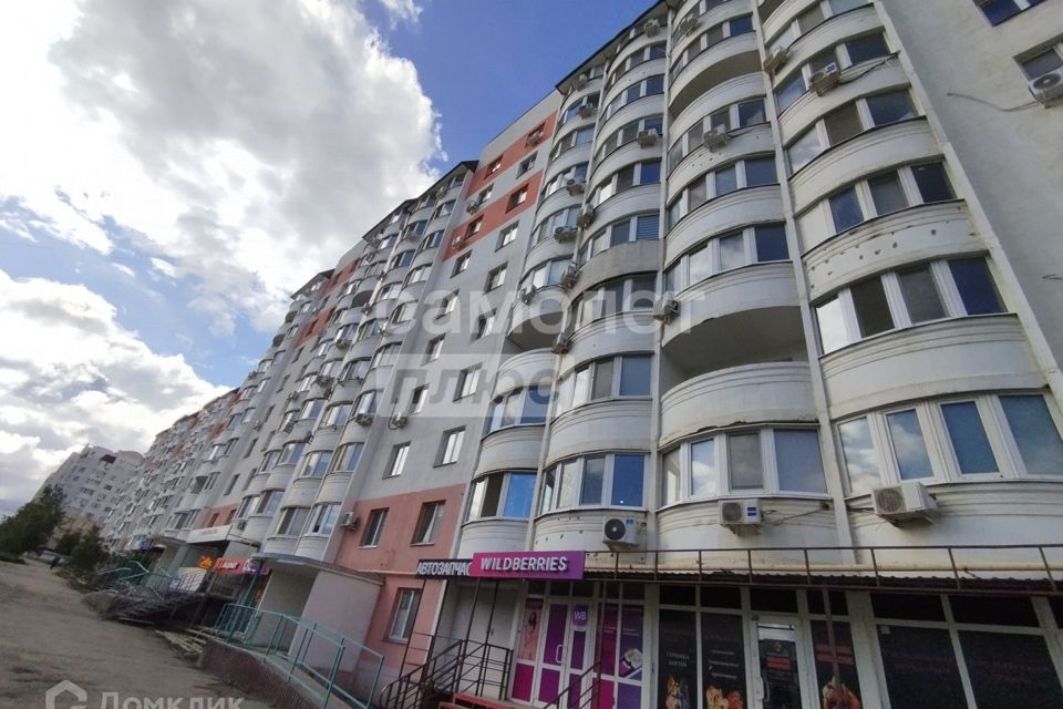 Продаётся 1-комнатная квартира, 43.7 м²