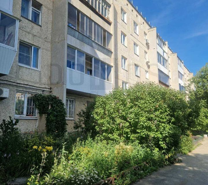 Продаётся 4-комнатная квартира, 76 м²