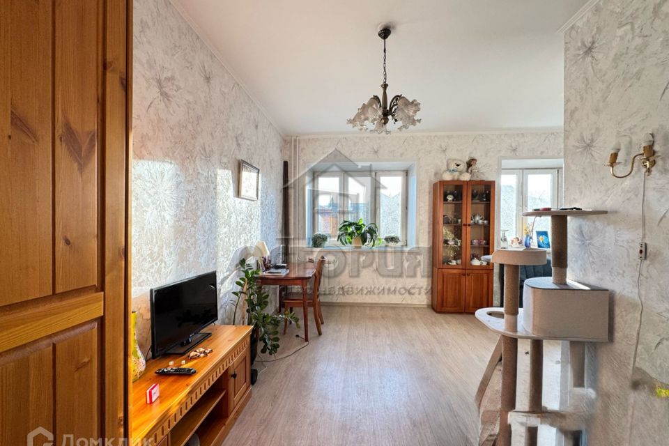Продаётся 2-комнатная квартира, 58.3 м²
