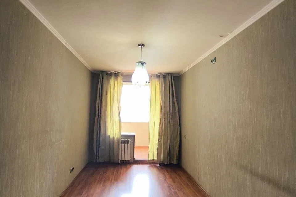 Продаётся 3-комнатная квартира, 60 м²