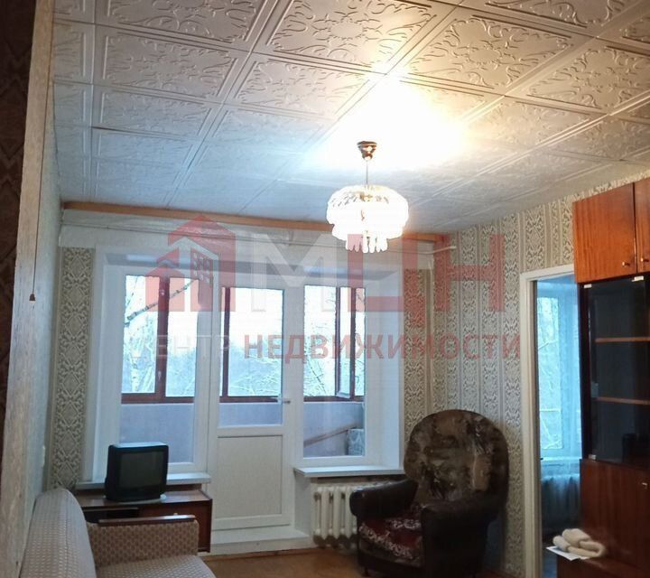Продаётся 3-комнатная квартира, 56.6 м²
