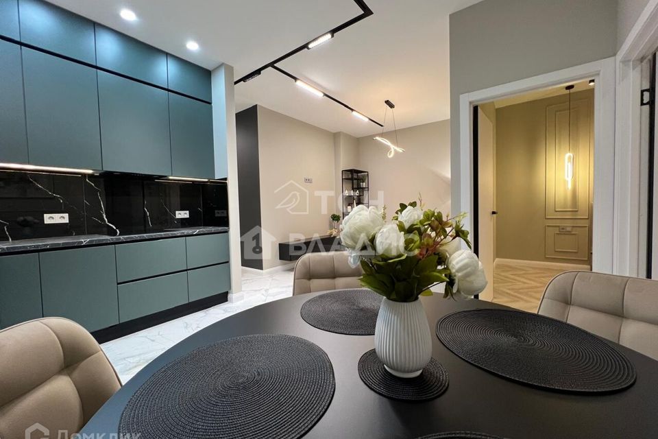 Продаётся 3-комнатная квартира, 71.2 м²