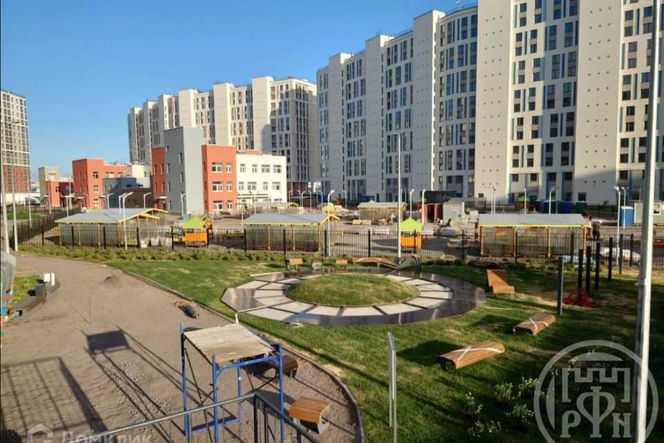 Продаётся 2-комнатная квартира, 72.84 м²