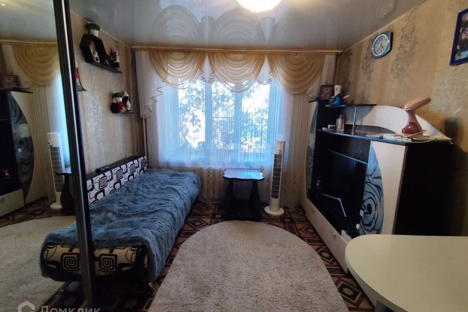 Продаётся комната в 1-комн. квартире, 12.4 м²