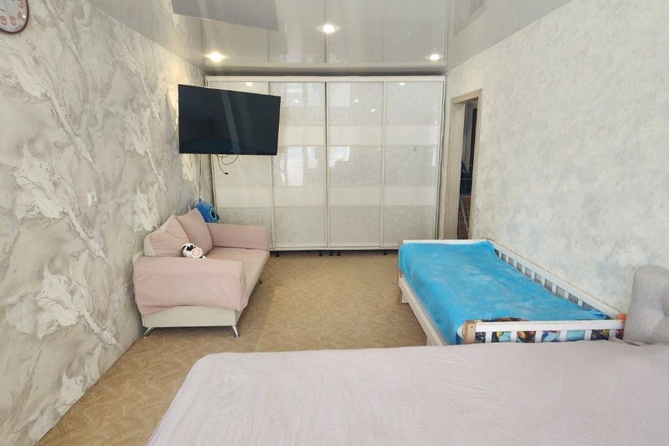 Продаётся 1-комнатная квартира, 32 м²