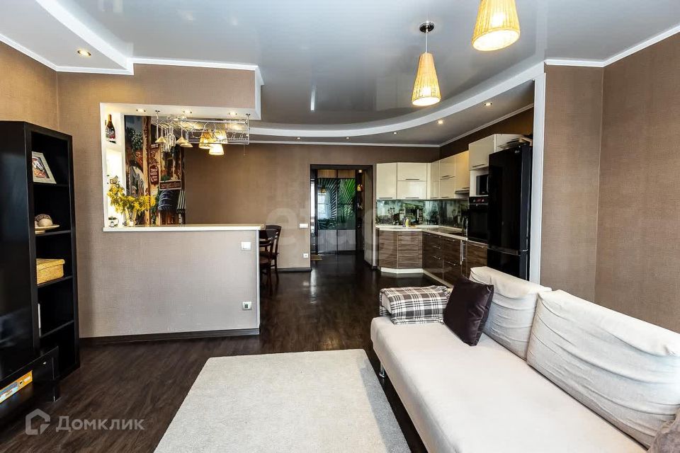 Сдаётся 4-комнатная квартира, 102.3 м²