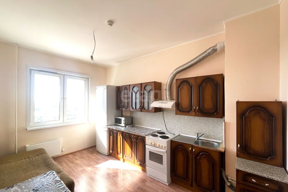Продаётся 1-комнатная квартира, 43.2 м²