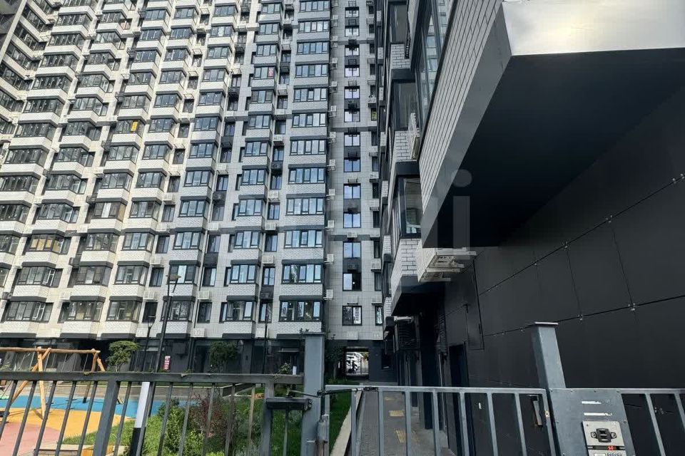 Продаётся 3-комнатная квартира, 74.6 м²