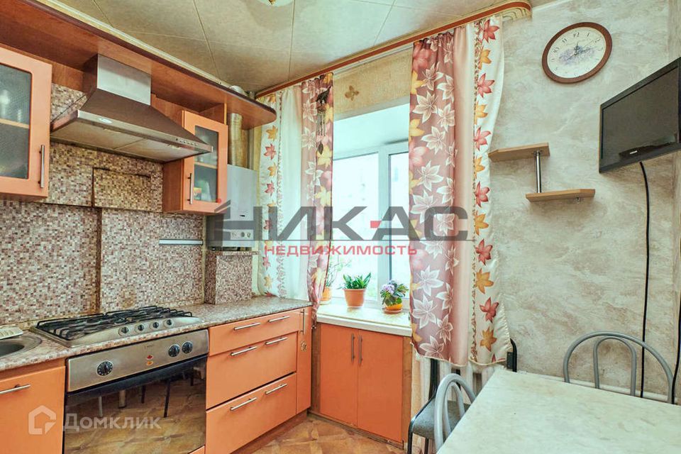 Продаётся 2-комнатная квартира, 42.6 м²