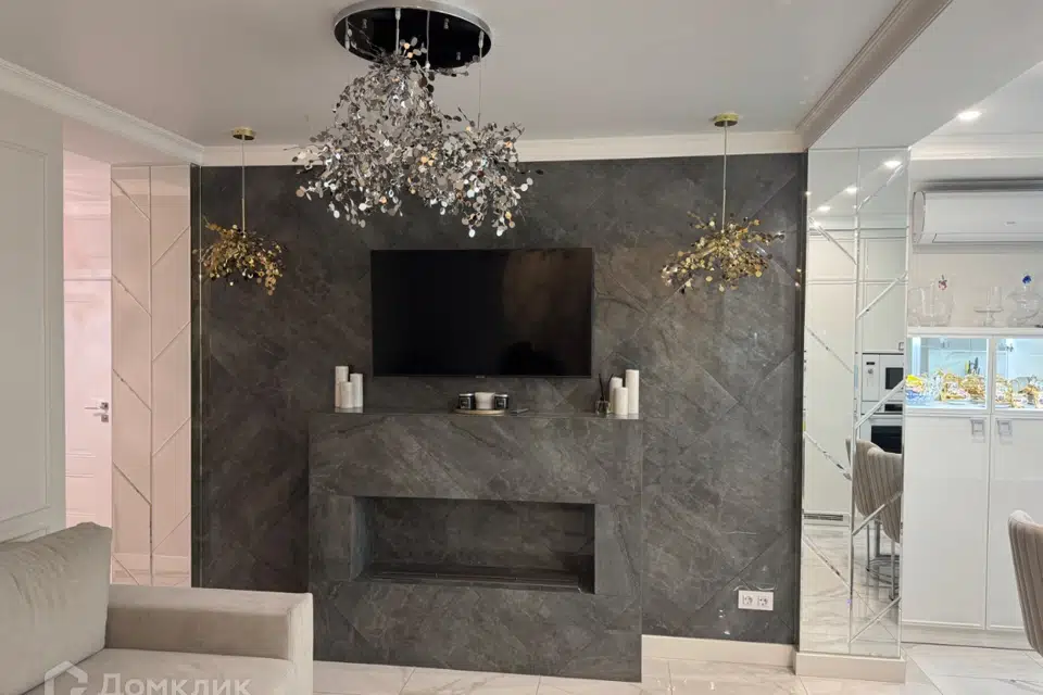 Продаётся 3-комнатная квартира, 100 м²