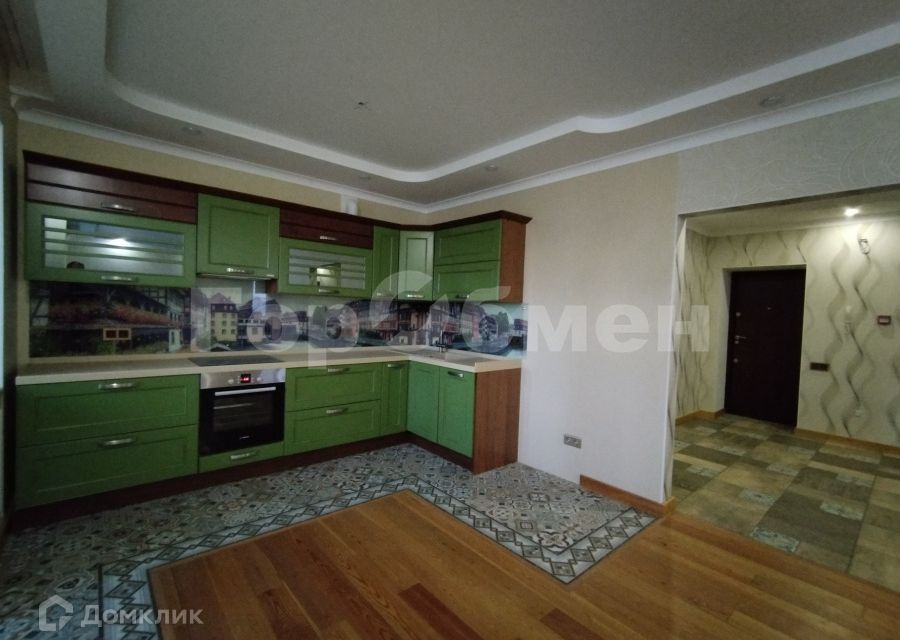 Продаётся 4-комнатная квартира, 120 м²