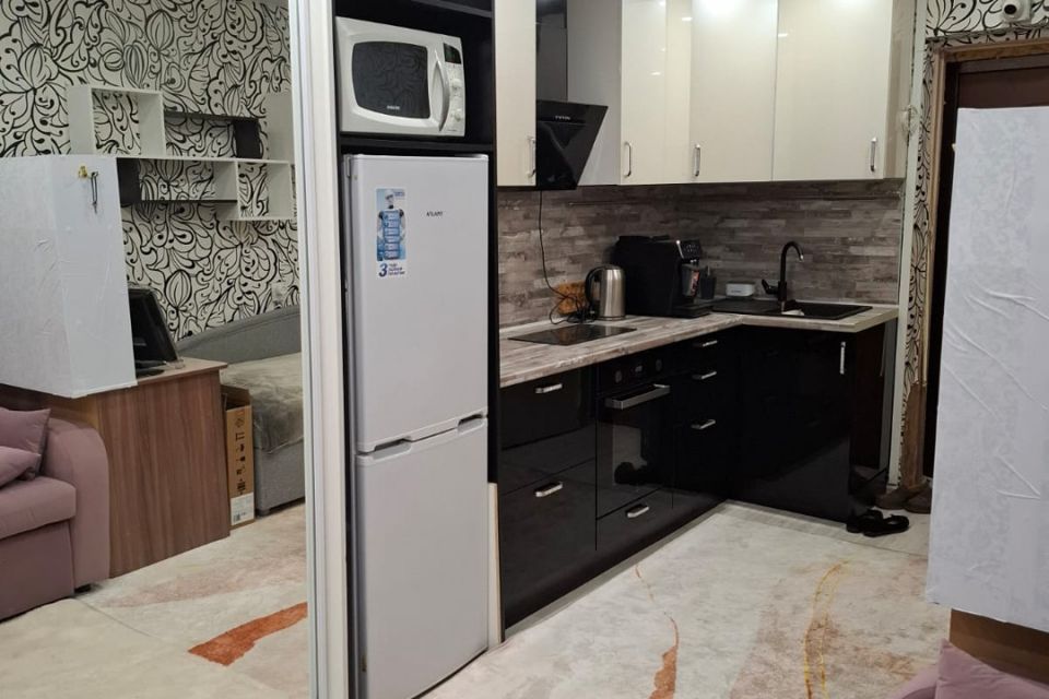 Продаётся комната в 9-комн. квартире, 16.7 м²