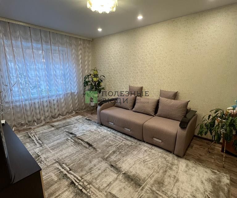 Продаётся 3-комнатная квартира, 74.7 м²