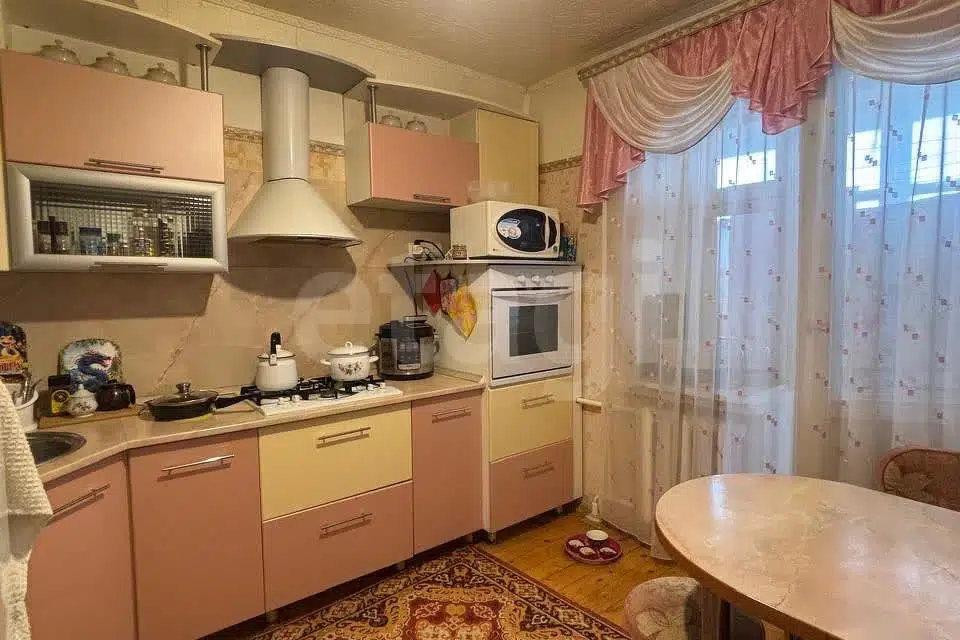 Продаётся 2-комнатная квартира, 60.2 м²