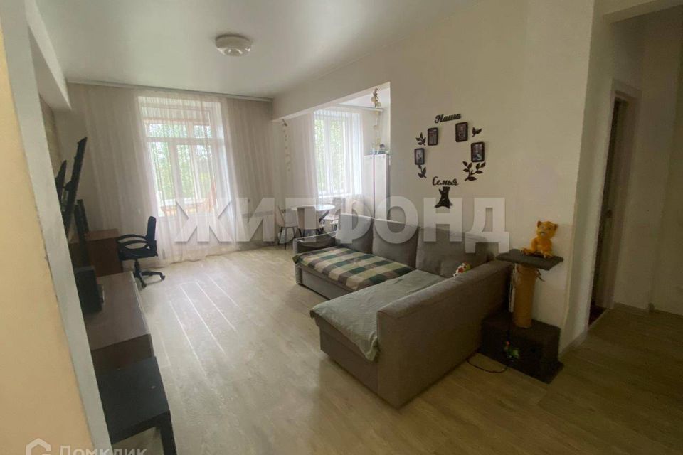 Продаётся 3-комнатная квартира, 77.7 м²