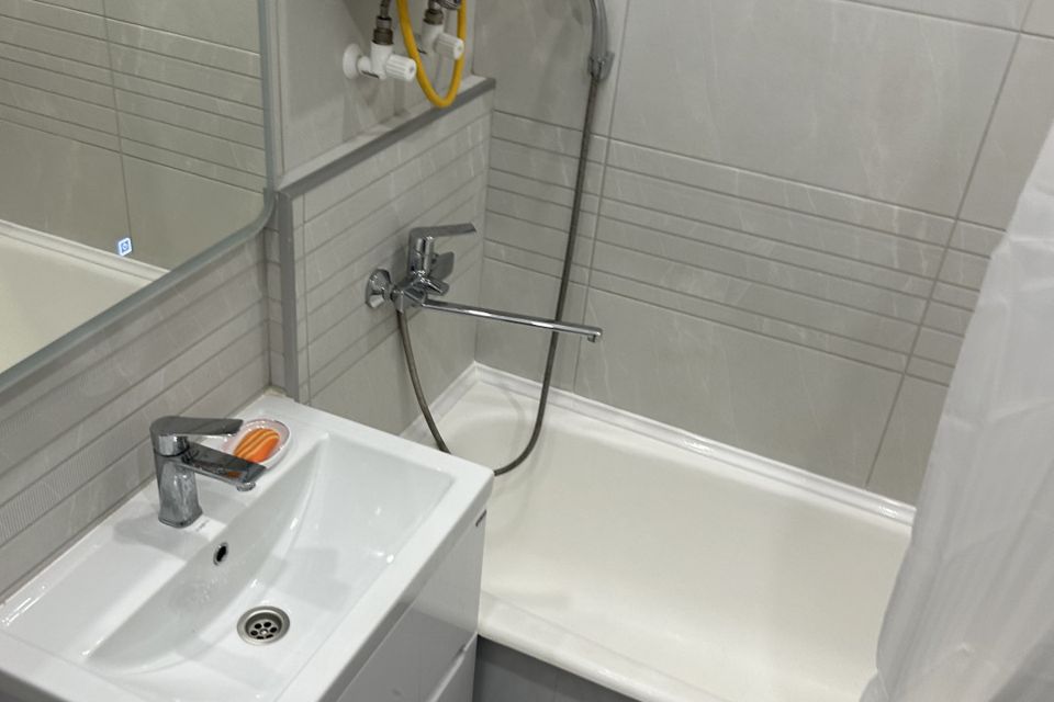 Сдаётся 1-комнатная квартира, 35 м²