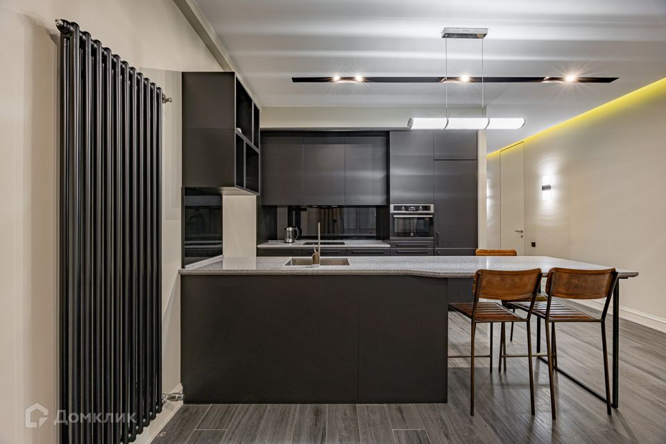 Сдаётся 2-комнатная квартира, 55 м²