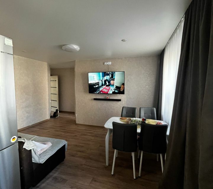 Продаётся 3-комнатная квартира, 58.1 м²
