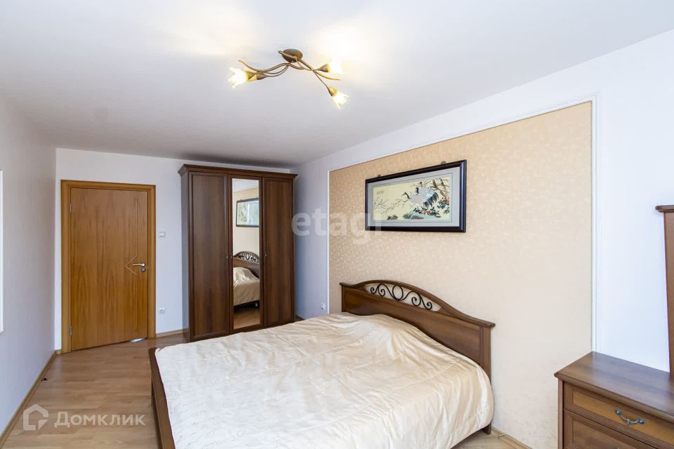 Продаётся 4-комнатная квартира, 106.5 м²