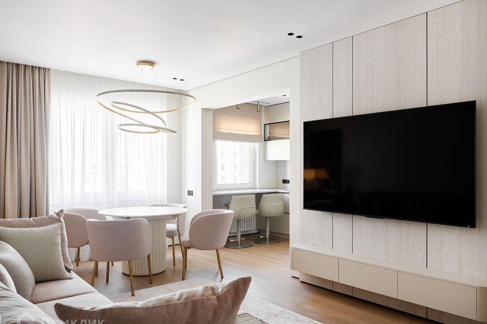 Продаётся 3-комнатная квартира, 82 м²