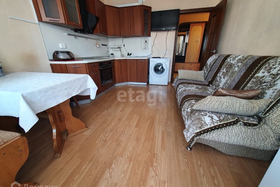 Сдаётся 1-комнатная квартира, 48 м²