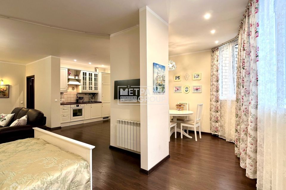 Продаётся 1-комнатная квартира, 53.6 м²