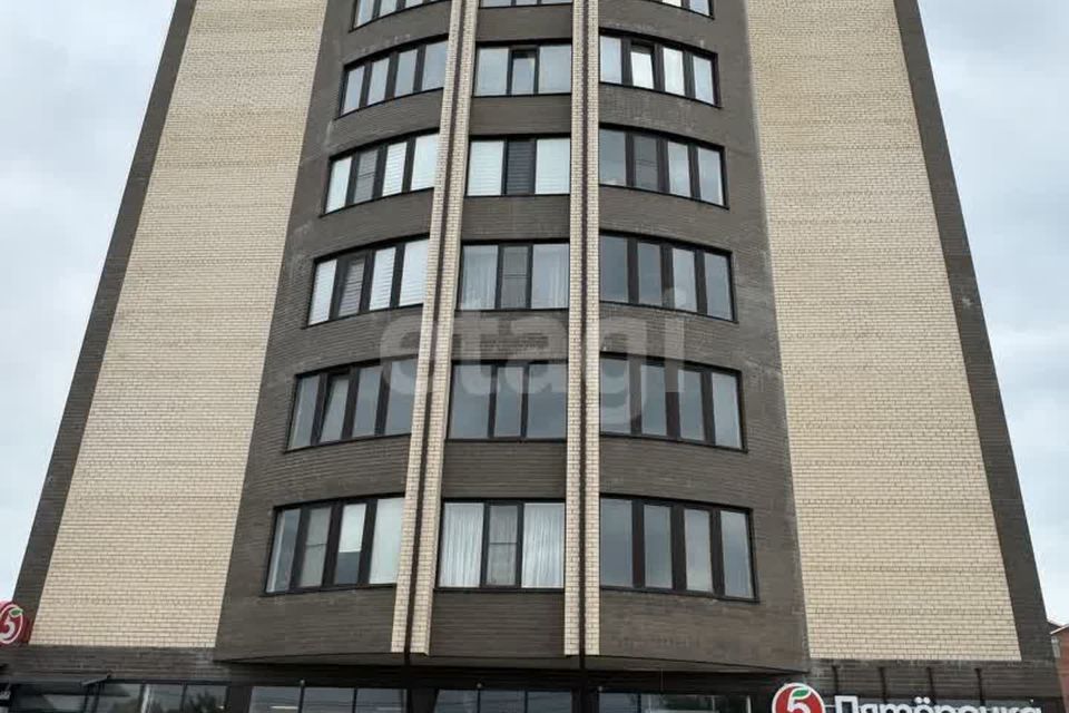 Продаётся 2-комнатная квартира, 76.4 м²