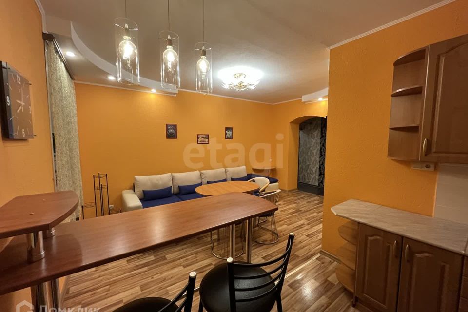 Продаётся 3-комнатная квартира, 84.2 м²