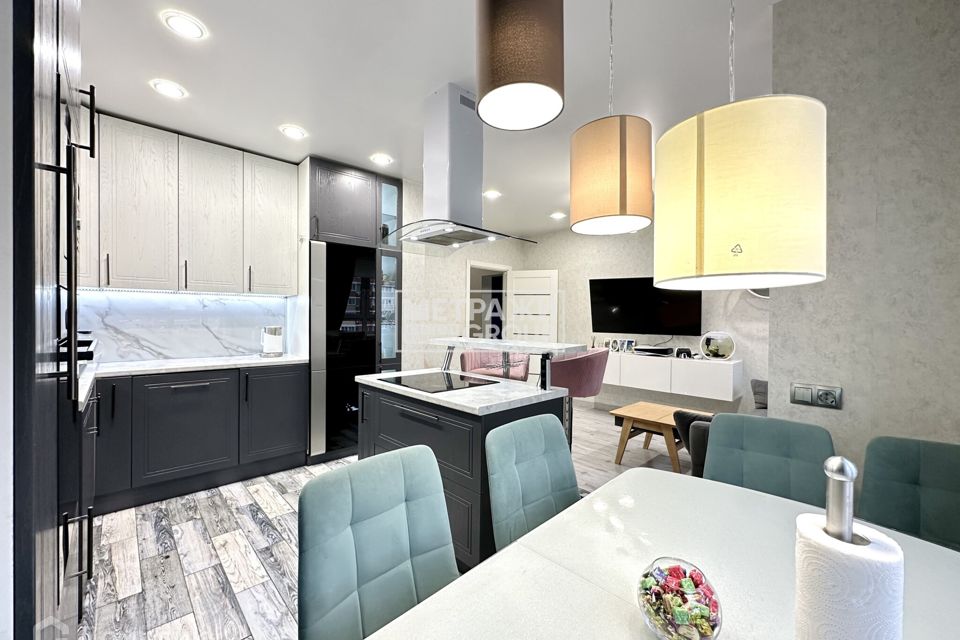 Продаётся 3-комнатная квартира, 72.6 м²
