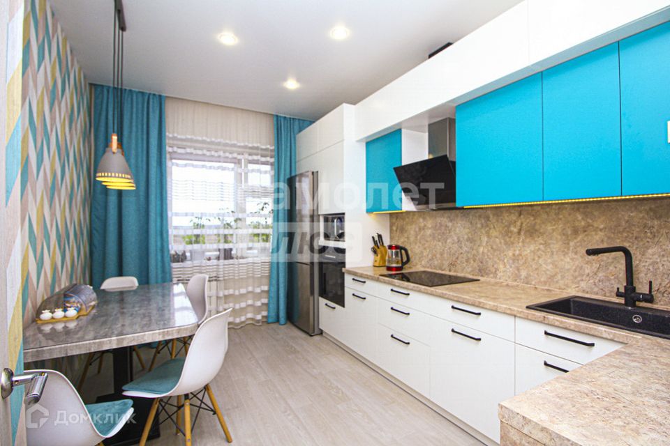 Продаётся 2-комнатная квартира, 63.4 м²