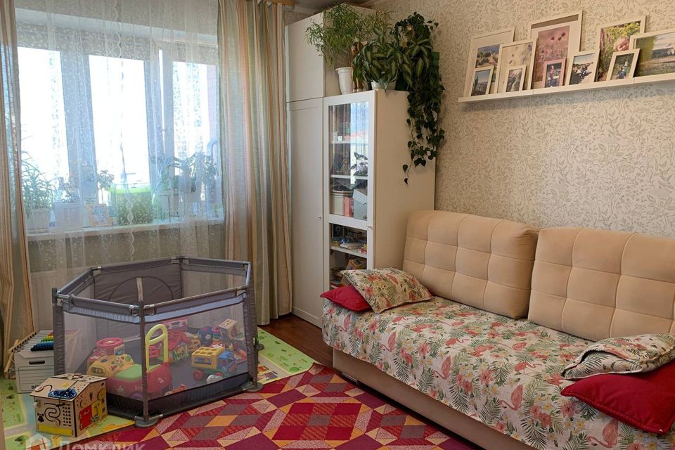 Продаётся 1-комнатная квартира, 42.2 м²